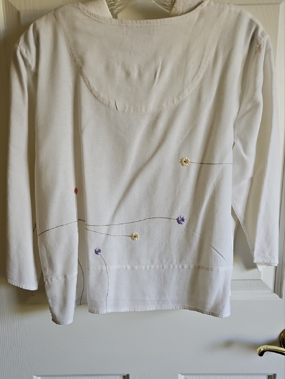 Christopher & Banks White Linen Embroidered 3/4 Sleeve Crewneck Top - Picture 10 of 10